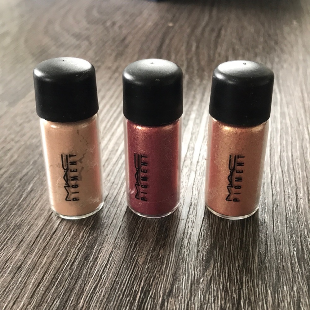 Mac cosmetics pigments